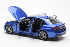 BMW 330i G20 Portimao Azul Metallic Norev 1:18 80432450999 Metal - imagem 5 de 8