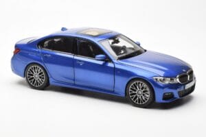 BMW 330i G20 Portimao Azul Metallic Norev 1:18 80432450999 Metal - imagem 6 de 8