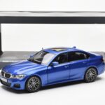 BMW 330i G20 Portimao Azul Metallic Norev 1:18 - image 8 of 8