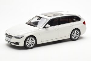 BMW 335i F31 Touring Alpine Branco Paragon 1:18