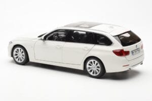 BMW 335i F31 Touring Alpine Branco Paragon 1:18 80432244242 Metal - imagem 7 de 8