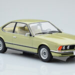 BMW 628 CSi E24 Verde Claro MCG 1:18 - image 3 of 5