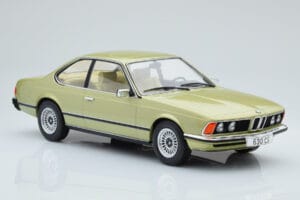 BMW 628 CSi E24 Verde Claro MCG 1:18 MCG18163 Metal - imagem 3 de 5