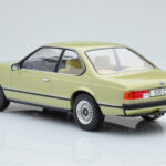 BMW 628 CSi E24 Verde Claro MCG 1:18 - image 4 of 5