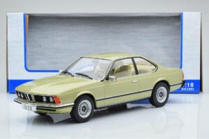 BMW 628 CSi E24 Verde Claro MCG 1:18 MCG18163 Metal - imagem 5 de 5