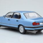 BMW 7 Series E32 730i Azul MCG 1:18 MCG18160 Metal - image 4 of 5