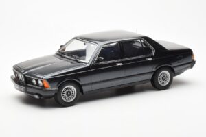 BMW 733i E23 Preto Metallic KK-Scale 1:18 KKDC180101
