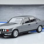 BMW 7 Series E32 740i Prata MCG 1:18 MCG18161 Metal - image 5 of 5