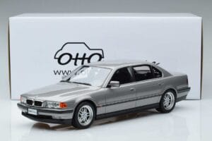 BMW 7 Series E38 750iL Otto 1:18 OT952 Resina - imagem 6 de 6