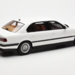 BMW 750iL E38 Asia Exclusive Branco Otto 1:18 OT836 - image 2 of 6