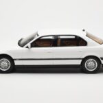 BMW 750iL E38 Asia Exclusive Branco Otto 1:18 OT836 - image 3 of 6