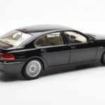 BMW 760Li E66 Preto Kyosho 1:18 - image 3 of 9