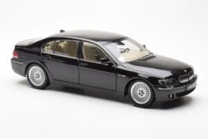 BMW 760Li E66 Preto Kyosho 1:18 08572BK Metal - imagem 6 de 9