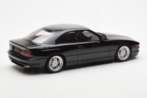 BMW 850 CSi E31 Preto Otto 1:18 OT827 Resina - imagem 2 de 6