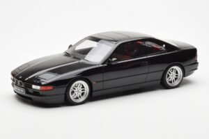 BMW 850 CSi E31 Preto Otto 1:18 OT827