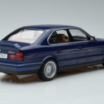BMW Alpina B10 4.6 E34 Azul MCG 1:18 MCG18230 Metal - image 2 of 6