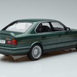 BMW Alpina B10 4.6 E34 Verde MCG 1:18 MCG18229 Metal - image 2 of 6