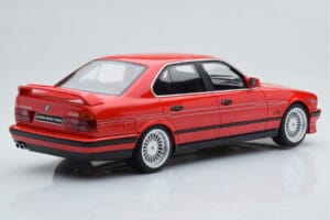 BMW Alpina B10 E34 Biturbo Vermelho Otto 1:18 OT648 Resina - imagem 2 de 6
