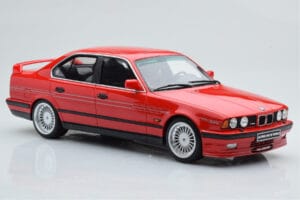 BMW Alpina B10 E34 Biturbo Vermelho Otto 1:18 OT648 Resina - imagem 4 de 6