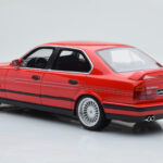 BMW Alpina B10 E34 Biturbo Vermelho Otto 1:18 - image 5 of 6