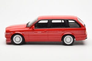BMW Alpina B3 2.7 E30 Touring Vermelho Otto 1:18 OT366 Resina - imagem 3 de 6