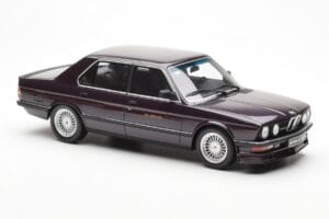 BMW Alpina B7 E24 Turbo Wine Vermelho Metallic Otto 1:18 OT152 Resina - imagem 4 de 6