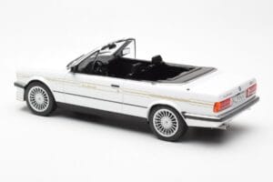 BMW Alpina C2 2.7 E30 Cabriolet Branco MCG 1:18 MCG18383 Metal - imagem 5 de 6