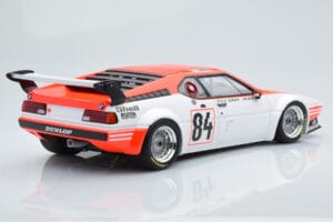 BMW M1 Equipe Dominique Lacaud #84 H. Stuck / Burger / D. Lacaud 24 Hours of Le Mans 1980 Minichamps 1:18 155802984 Metal - imagem 2 de 6