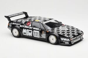 BMW M1 #111 Team MK Motorsport J-L. Witmeur / Krankenberg / Libert 24 Hours of Le Mans 1986 Minichamps 1:18 180862911 Metal - imagem 6 de 8