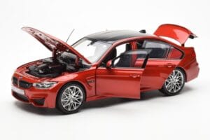BMW M3 Competition F80 Sakhir Laranja Norev 1:18 80432411553 Metal - imagem 2 de 8