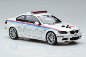 BMW M3 E92 MotoGP Safety Car 2008 Kyosho 1:18 08736GP Metal - imagem 5 de 7