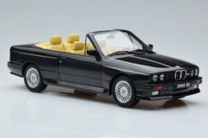 BMW M3 E30 Cabriolet Preto Otto 1:18 OT1012 Resina - imagem 4 de 6