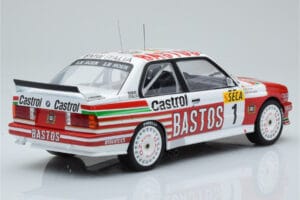 BMW M3 E30 Bastos #1 R. Ravaglia / E. Pirro / E. Van de Poele 24 Hours of Spa 1991 IXO 1:18 18RMC081A Metal - imagem 2 de 6