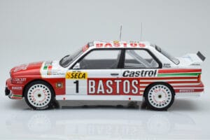 BMW M3 E30 Bastos #1 R. Ravaglia / E. Pirro / E. Van de Poele 24 Hours of Spa 1991 IXO 1:18 18RMC081A Metal - imagem 3 de 6