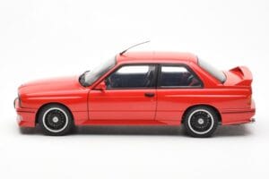 BMW M3 E30 Sport Evolution Cecotto Edition Vermelho AUTOart 1:18 70566 Metal - imagem 4 de 8