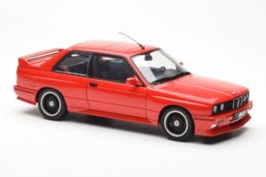 BMW M3 E30 Sport Evolution Cecotto Edition Vermelho AUTOart 1:18 70566 Metal - imagem 6 de 8