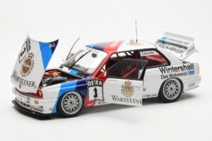 BMW M3 E30 #3 J. Cecotto Warsteiner DTM 1991 AUTOart 1:18 89145 Metal - imagem 2 de 8