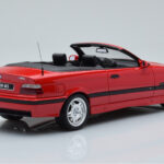 BMW M3 E36 Cabriolet Vermelho Otto 1:18 - image 2 of 6