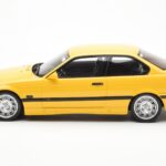 BMW M3 E36 Amarelo Otto 1:18 - image 3 of 6