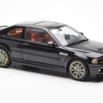 BMW M3 E46 Preto AUTOart 1:18 - image 6 of 8