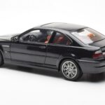 BMW M3 E46 Preto AUTOart 1:18 - image 7 of 8