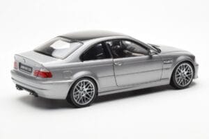 BMW M3 E46 CSL Cinzento Kyosho 1:18 80430302734 Metal - imagem 3 de 8