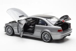 BMW M3 E46 CSL Cinzento Kyosho 1:18 80430302734 Metal - imagem 5 de 8