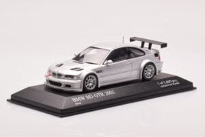 BMW M3 E46 GTR Street Prata Minichamps 1:43 403012105 Metal - imagem 2 de 4