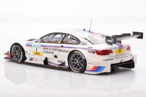 BMW M3 E92 #1 M. Tomczyk BMW M Performance DTM 2012 Minichamps 1:18 80432320097 Metal - imagem 7 de 8