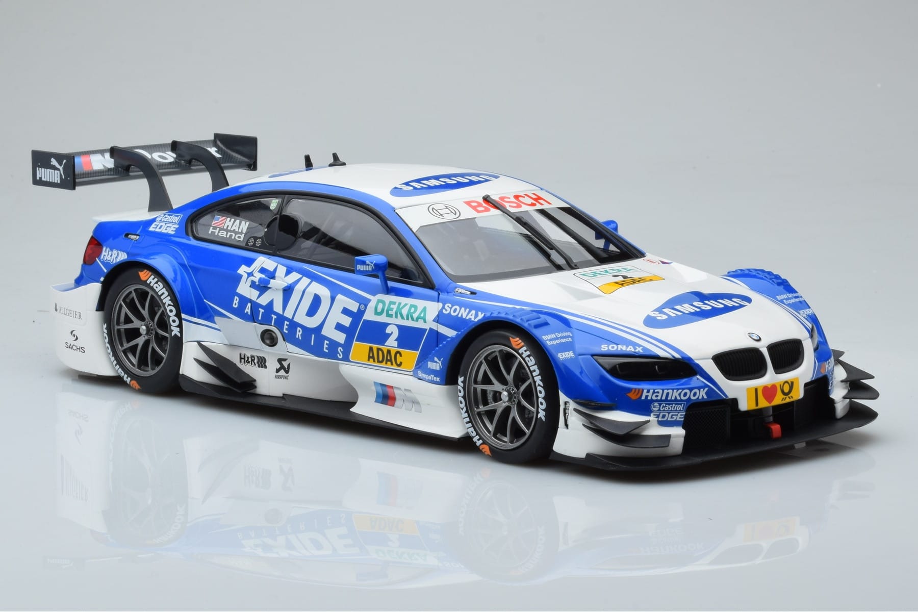BMW M3 #2 BMW Team RMG A.J. Hand DTM 2012 Minichamps 1:18 100122202 Metal - imagem 5 de 8