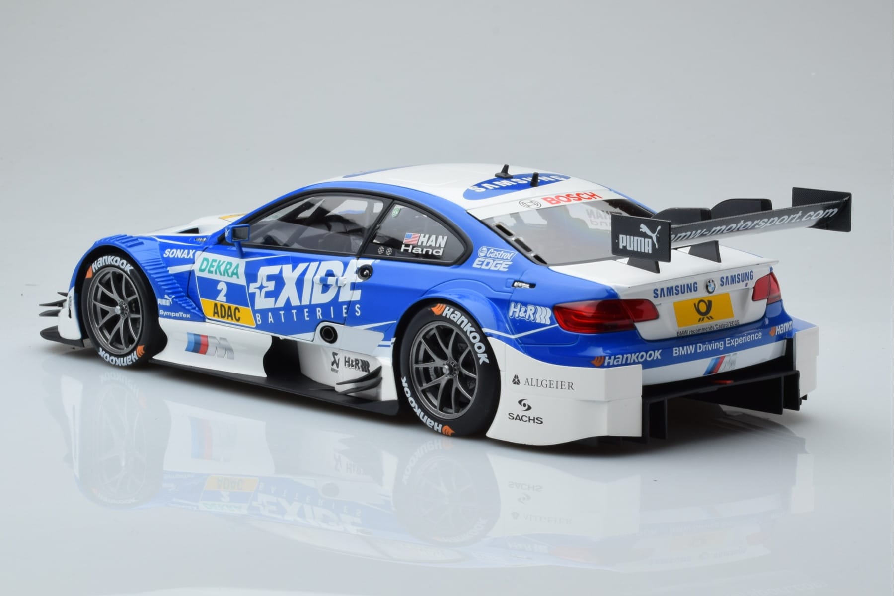 BMW M3 #2 BMW Team RMG A.J. Hand DTM 2012 Minichamps 1:18 100122202 Metal - imagem 6 de 8