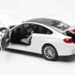 BMW M4 F82 Frozen Brilliant Branco Paragon 1:18 PA-97101 - image 5 of 8