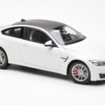 BMW M4 F82 Frozen Brilliant Branco Paragon 1:18 PA-97101 - image 6 of 8