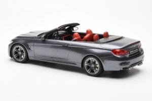 BMW M4 F83 Cabriolet Cinzento GT Spirit 1:18 GT081 Resina - imagem 5 de 6